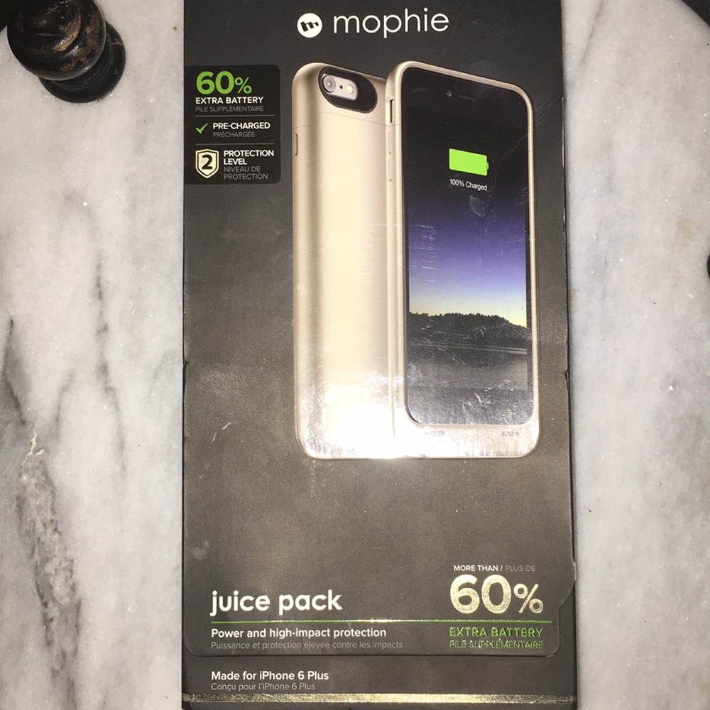 iPhone 6+ Mophie Charging Case